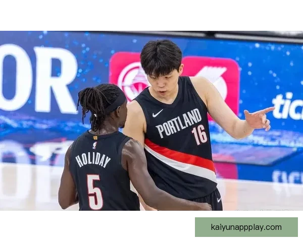 开拓者官方宣布召回杨瀚森重返阵容担任中锋位置结束G联赛征程 开拓者官方宣布召回杨瀚森重返阵容担任中锋位置结束G联赛征程